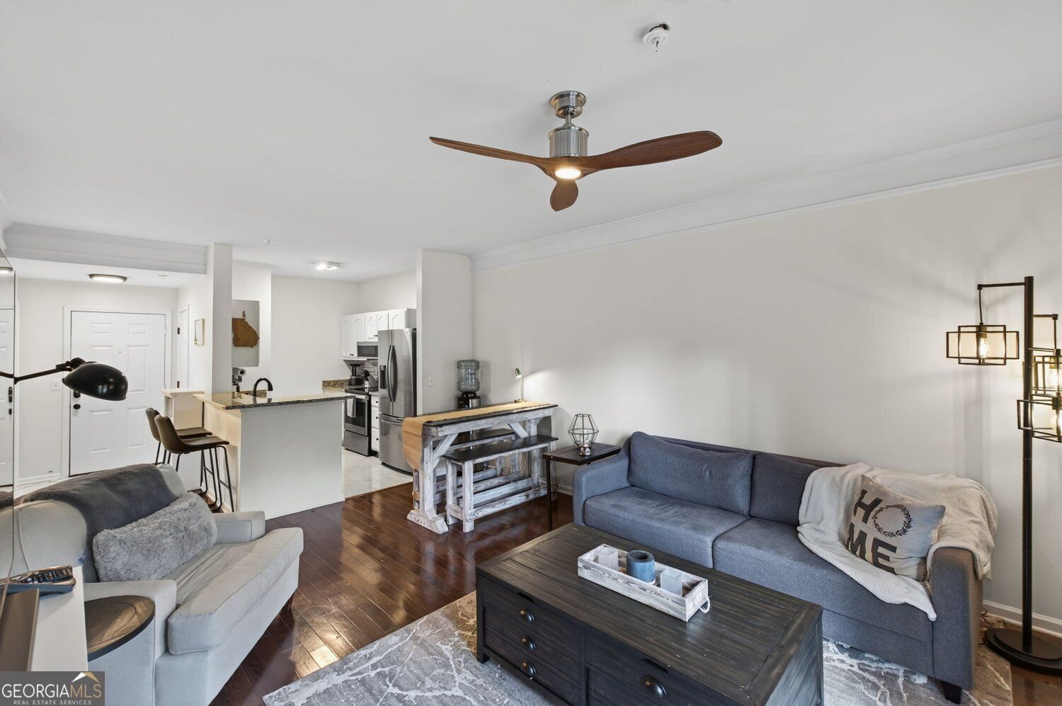 2700 Pine Tree Rd NE 1306 — photo