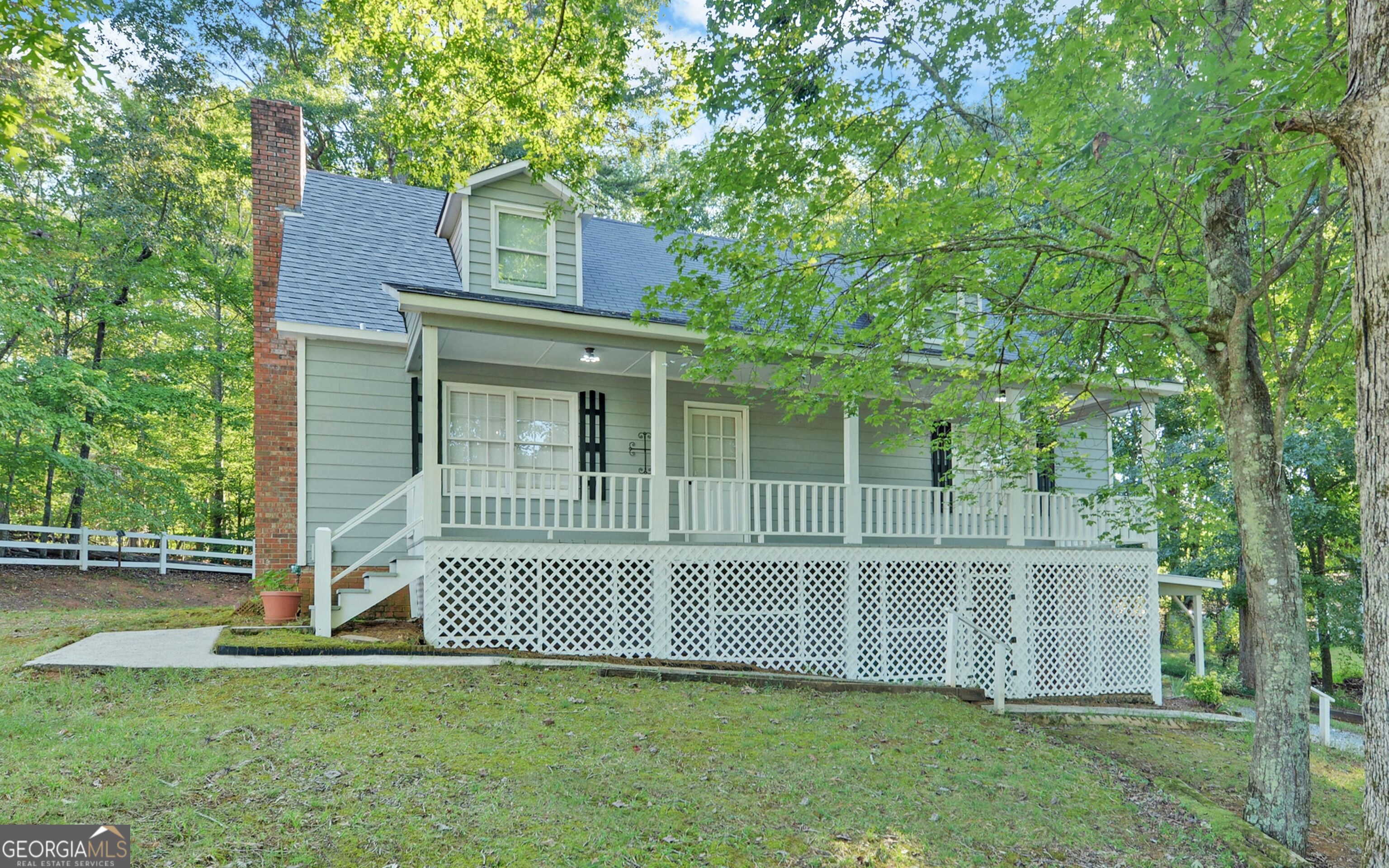 338 Kings Bridge Way — photo