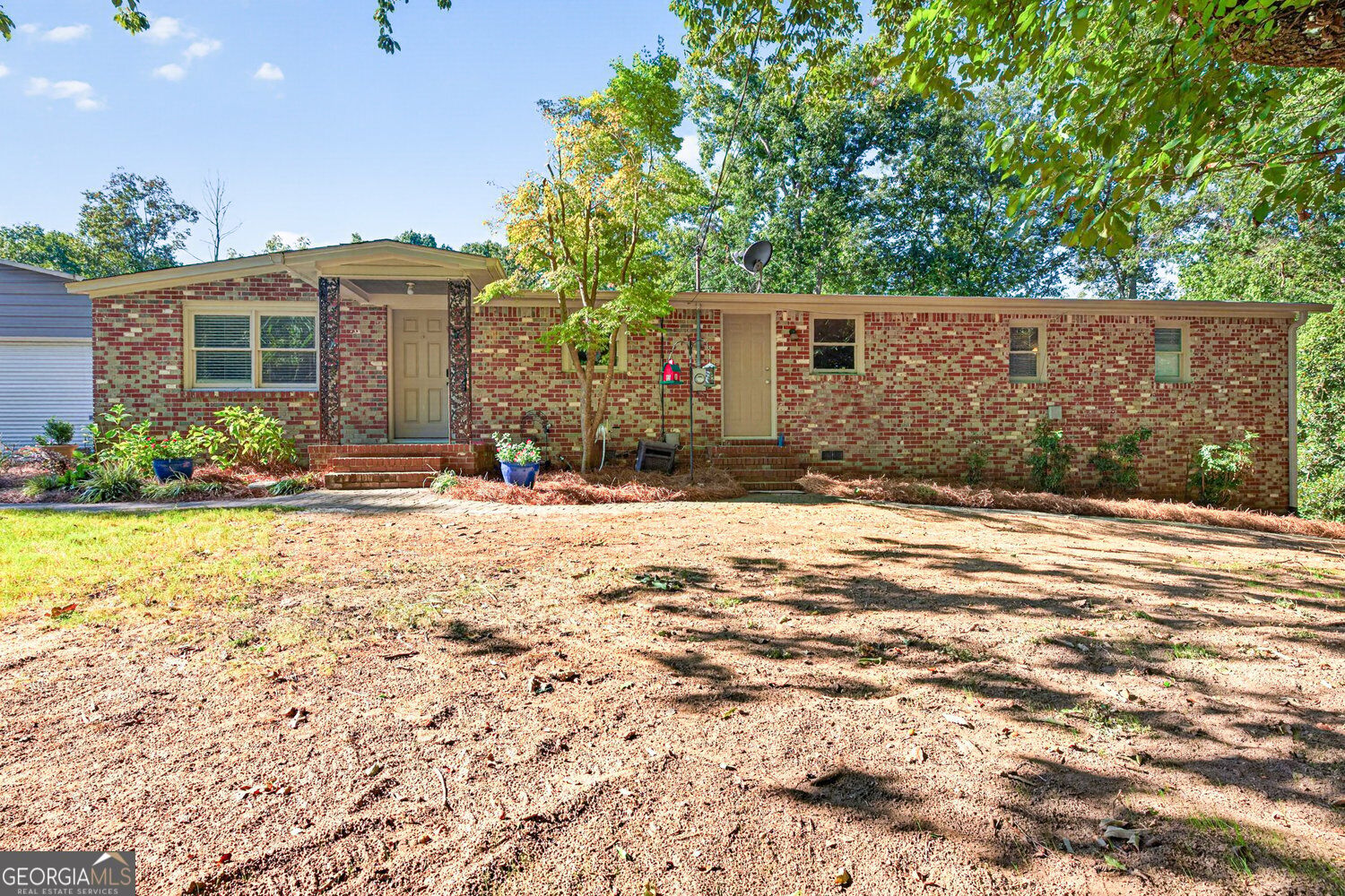3076 Thompson Mill Rd — photo
