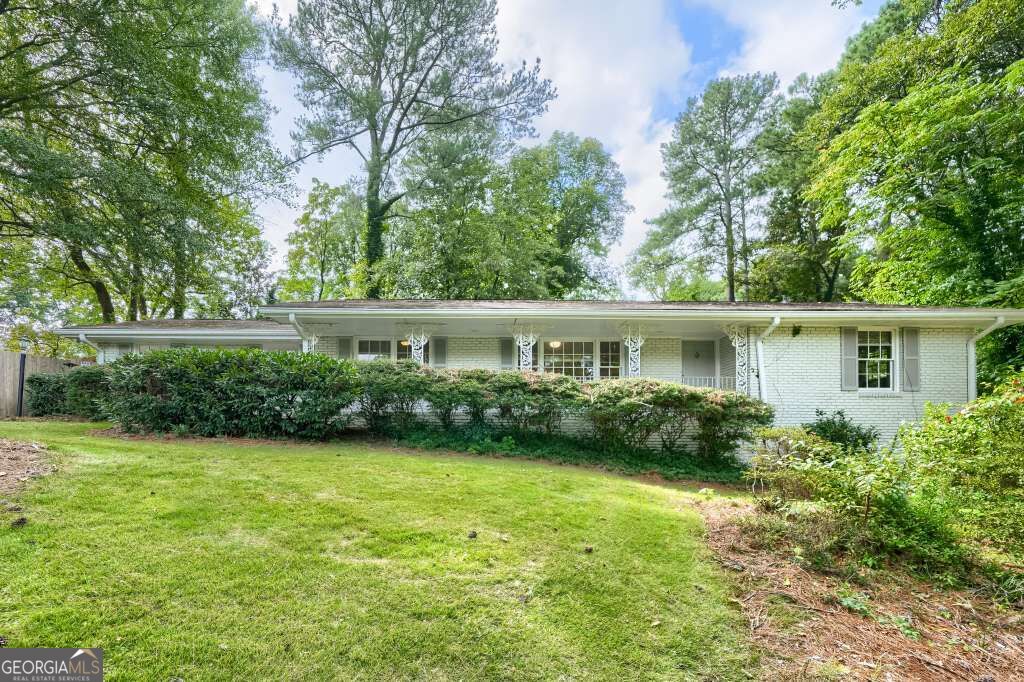 3107 Kingscliff Way NE — photo