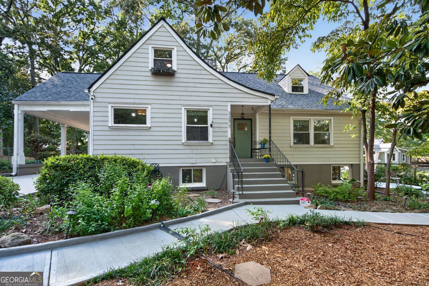 3277 N Whitney Ave — photo