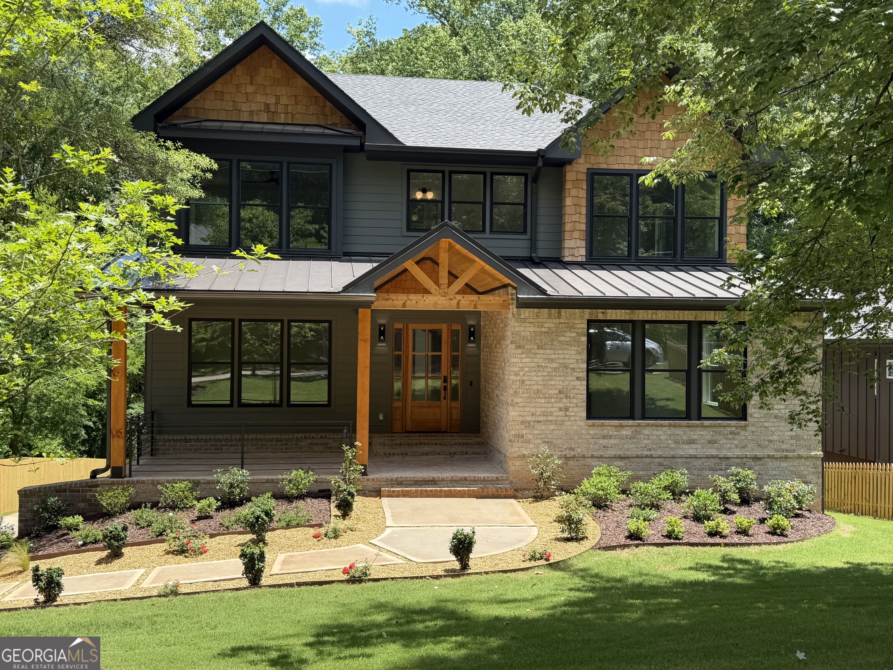 1202 Thomas Rd — photo