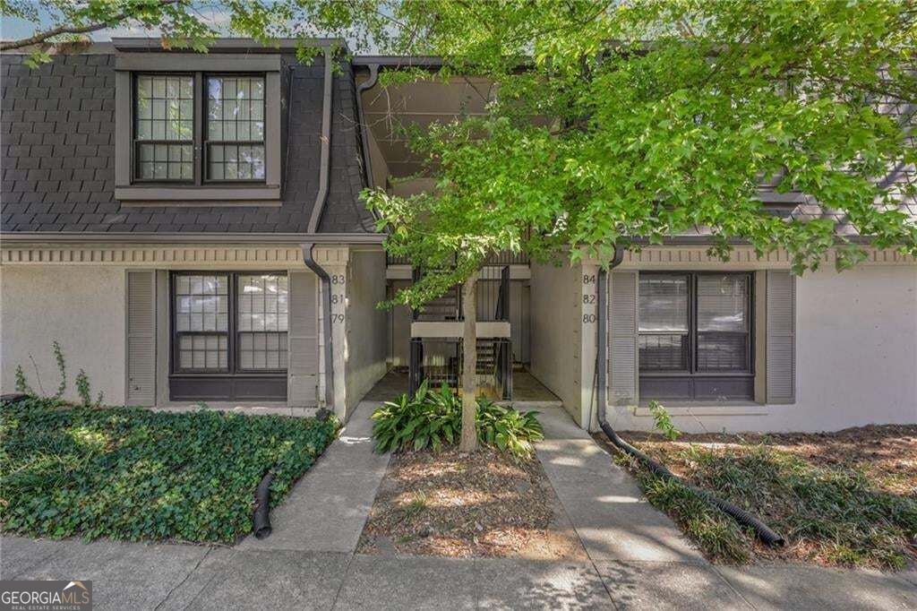 79 Adrian Pl NW — photo