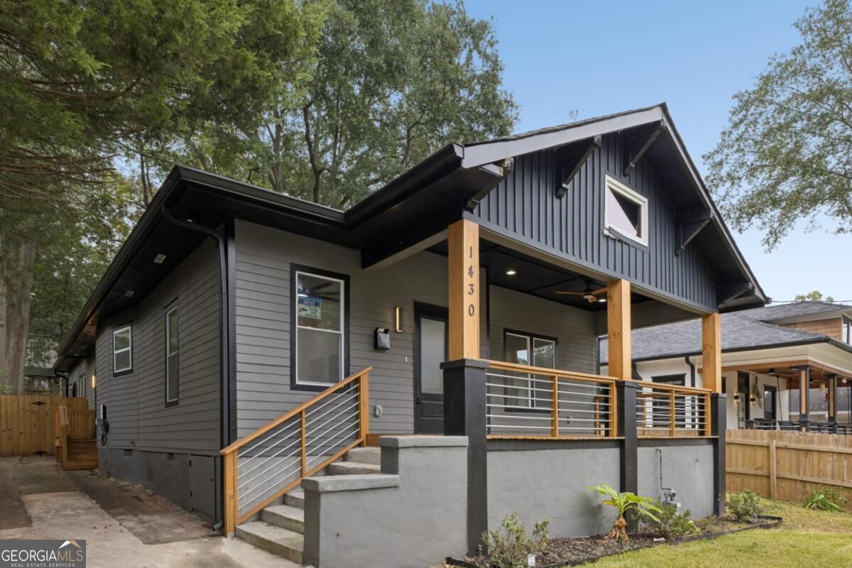1430 Fairbanks St SW — photo