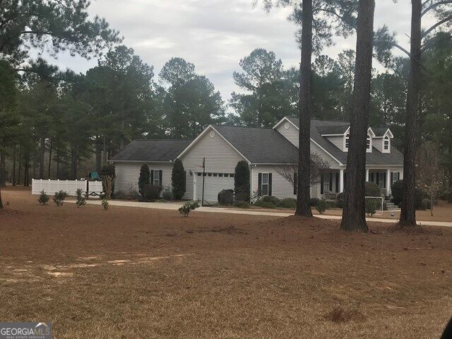2086 Julianne Road, Rentz, GA 31075