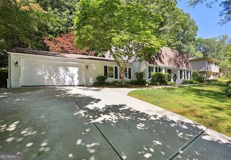 4234 Long Branch Ct NE — photo