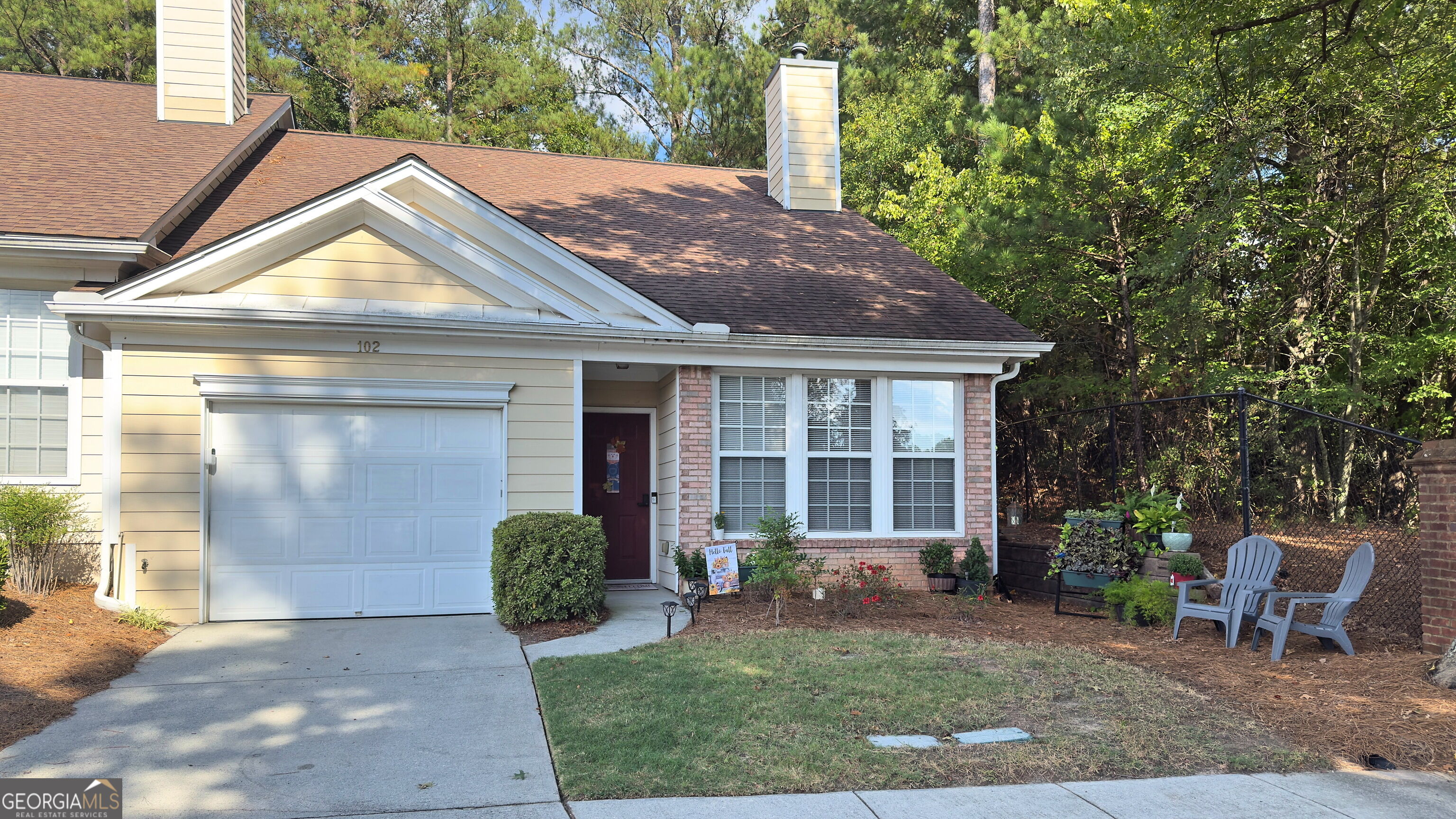 102 Camry Ln — photo
