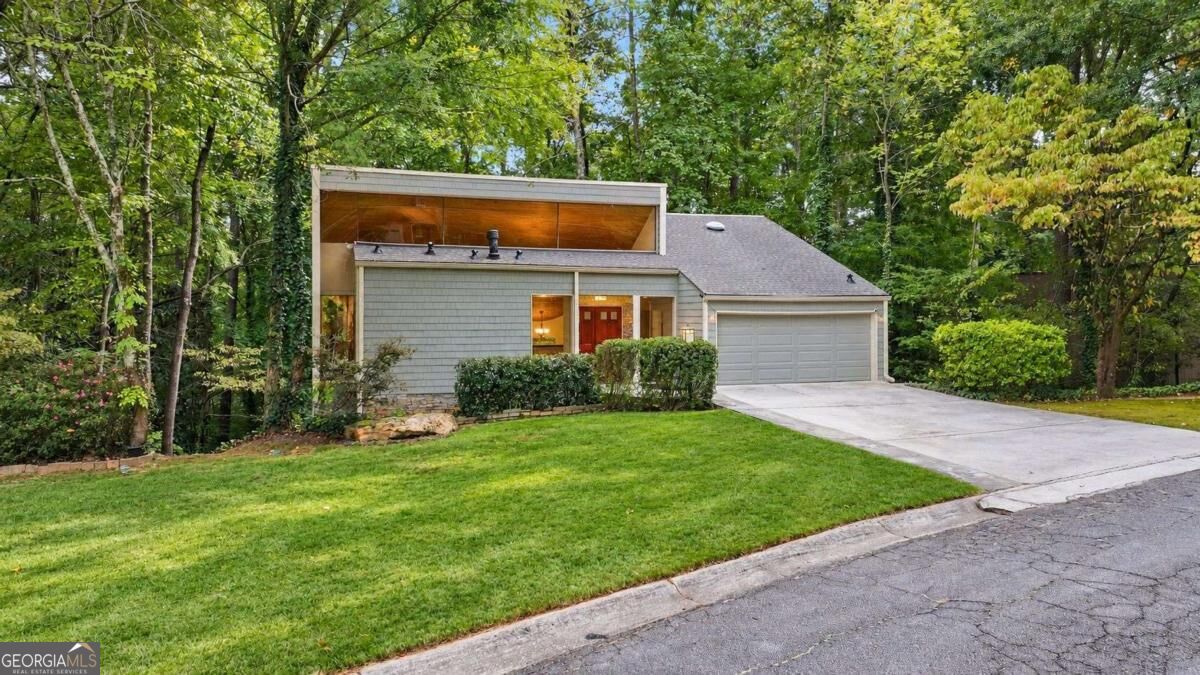 2777 Briarlake Woods Way NE — photo