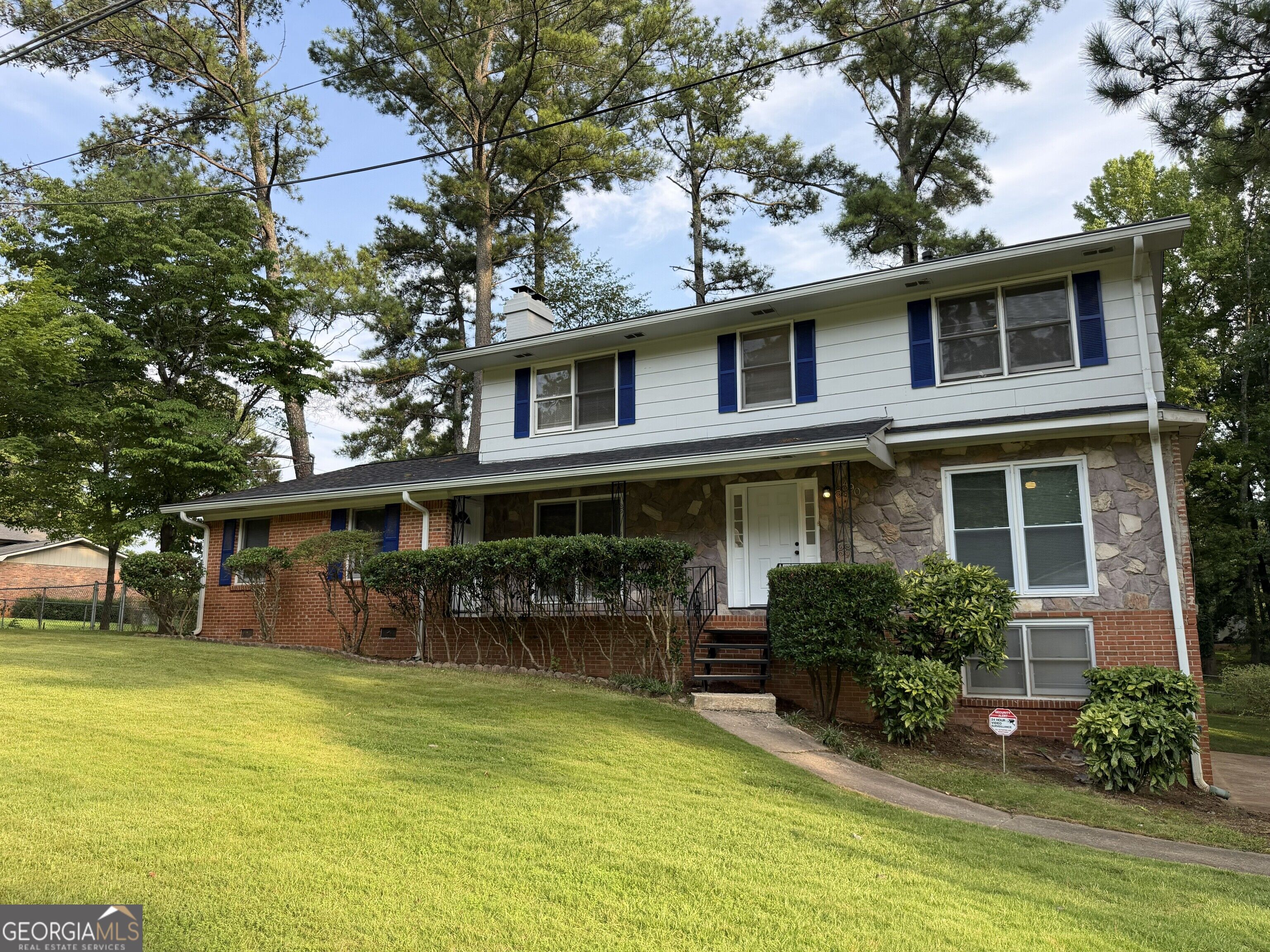 490 Tall Deer Dr — photo