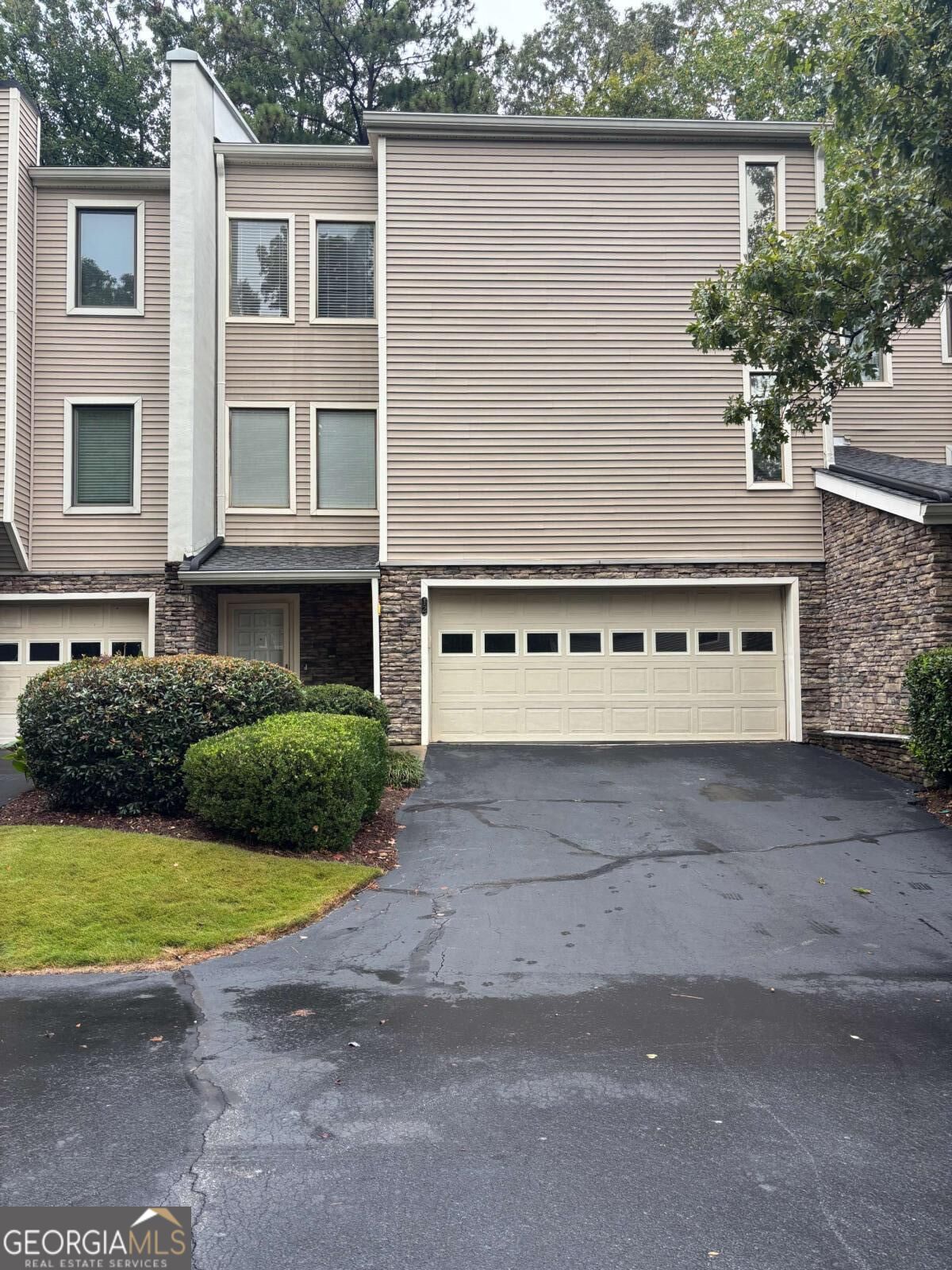 12 Basswood Cir — photo