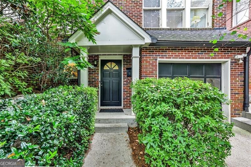 191 Westminster Dr NE — photo