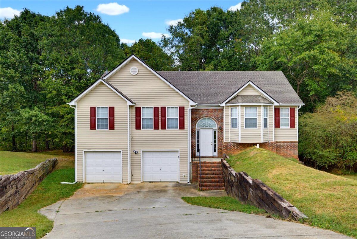 9491 Whaleys Lake Ln — photo