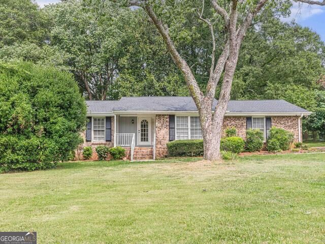 2521 Country Club Dr — photo