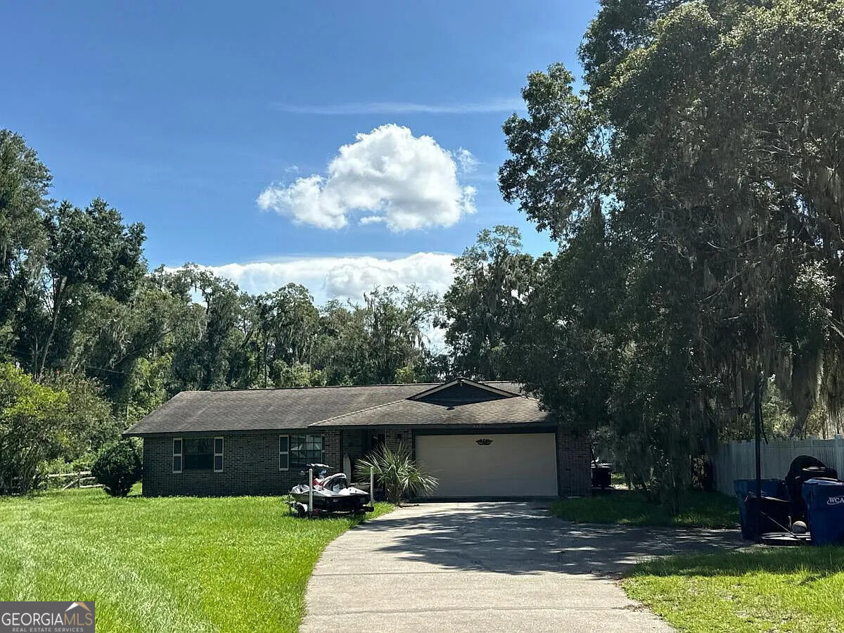 437 Glenwood Rd — photo