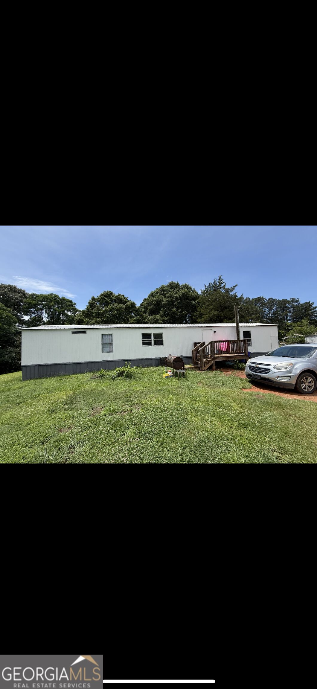26 Leanne Dr — photo