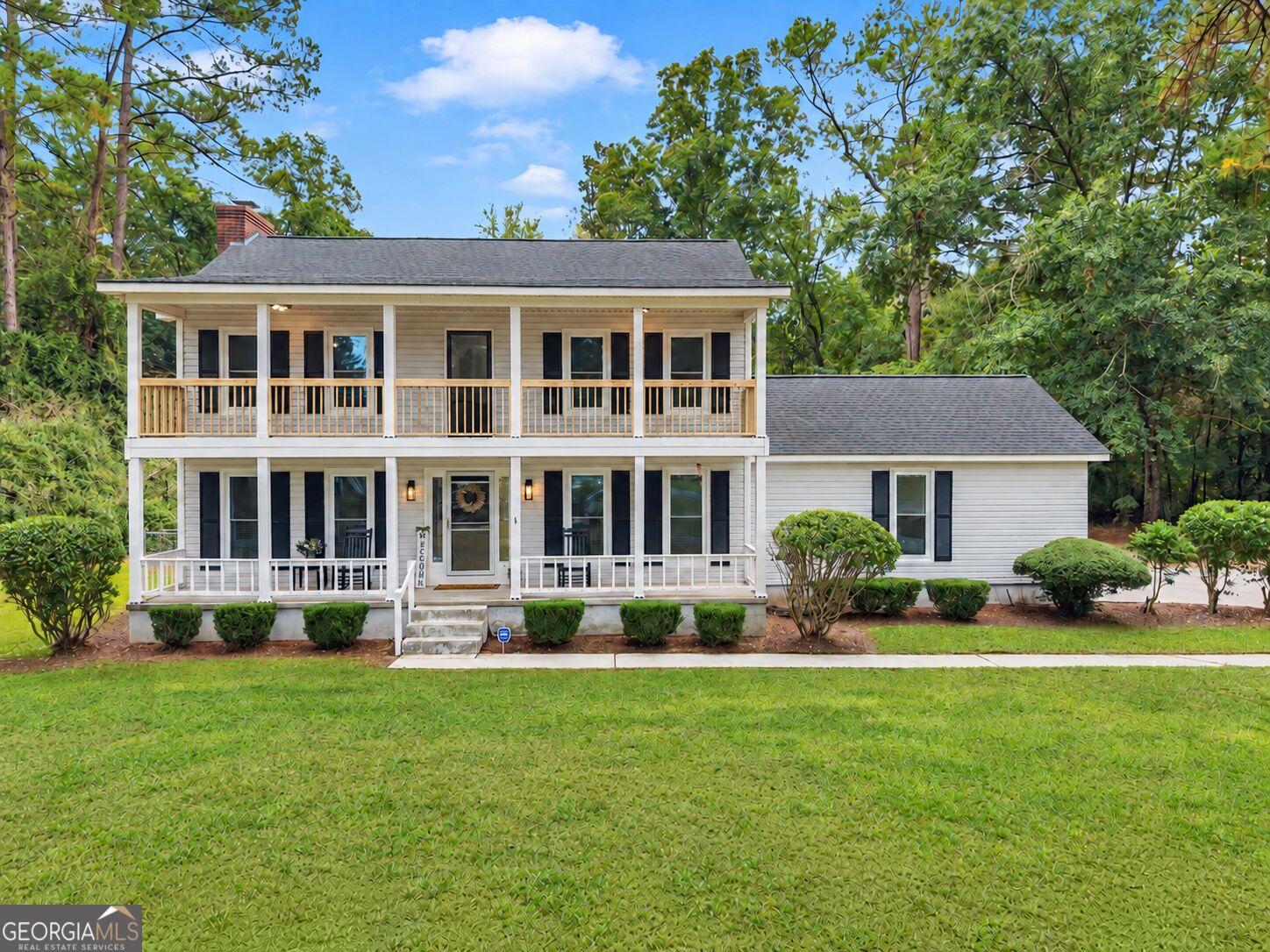 602 Holly Dr — photo