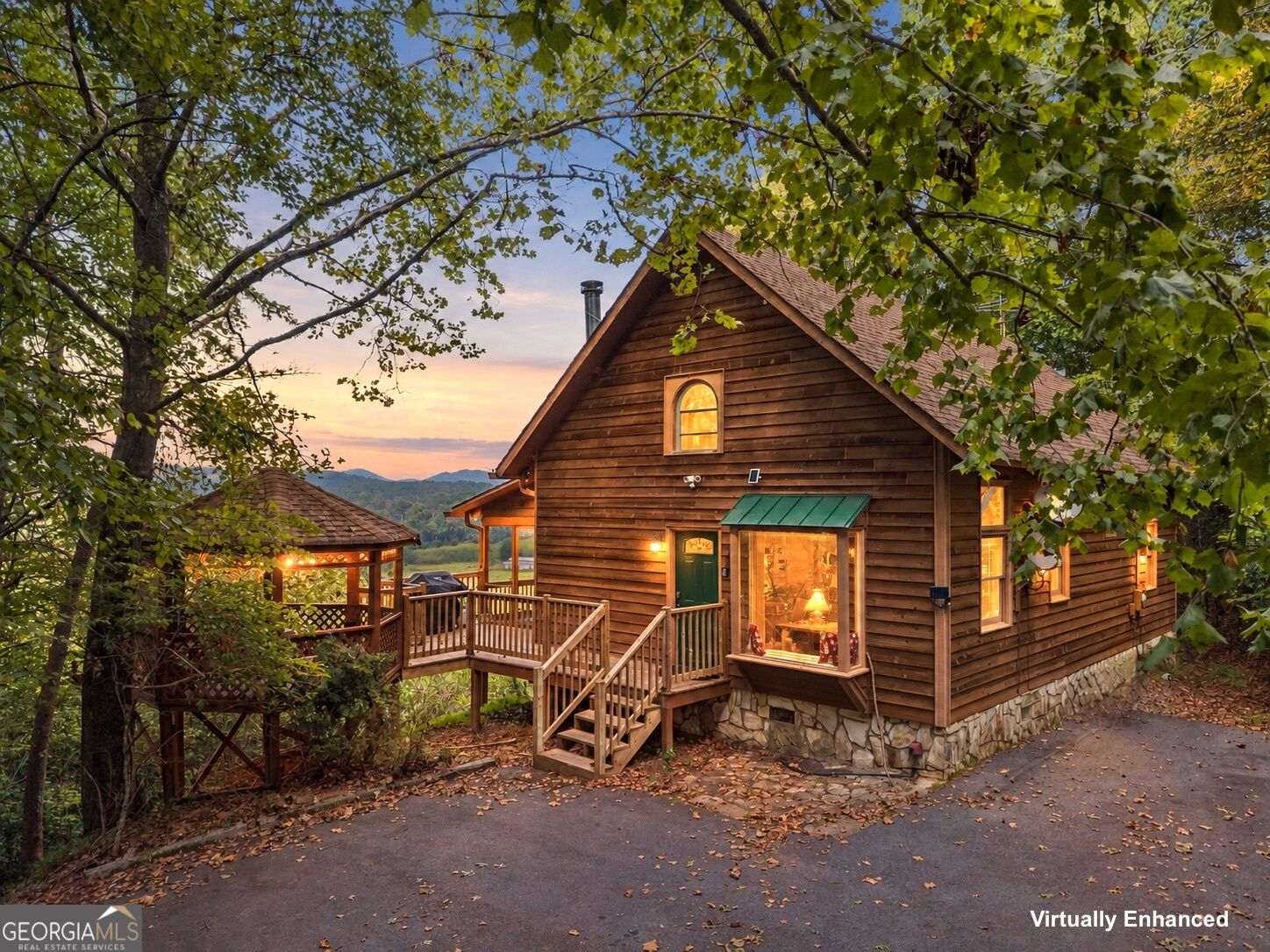 517 Ridge Road, Blue Ridge, GA 30513