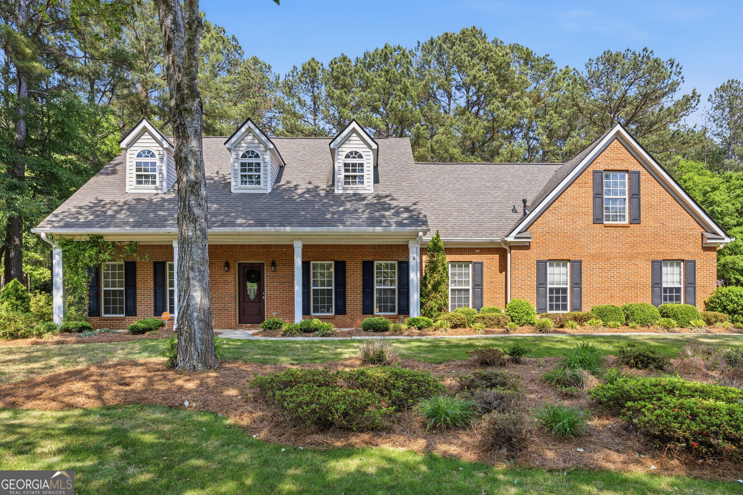 45 Hillsborough Ct — photo