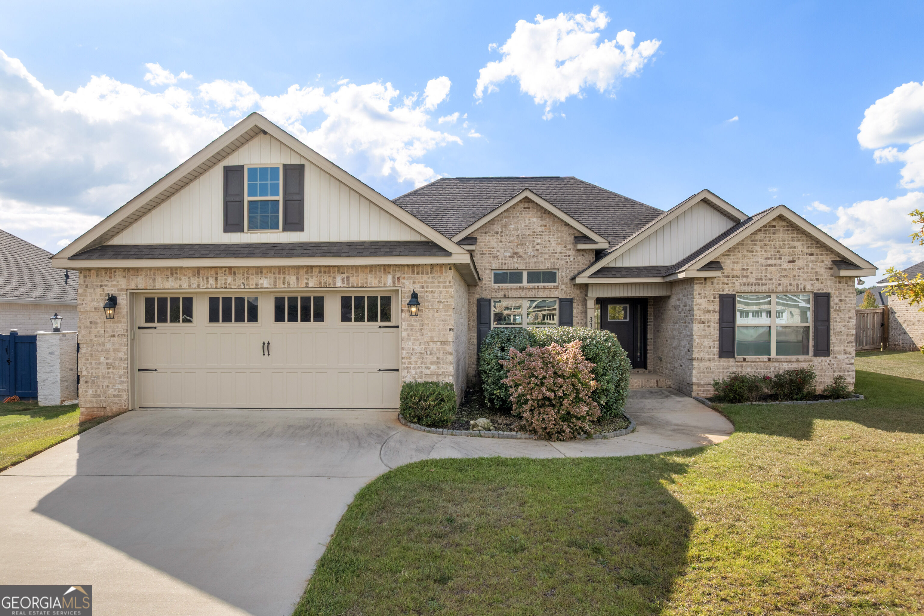 314 Weston Dr — photo