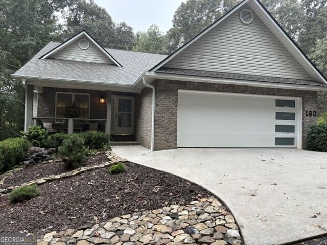 160 Yearwood Dr — photo