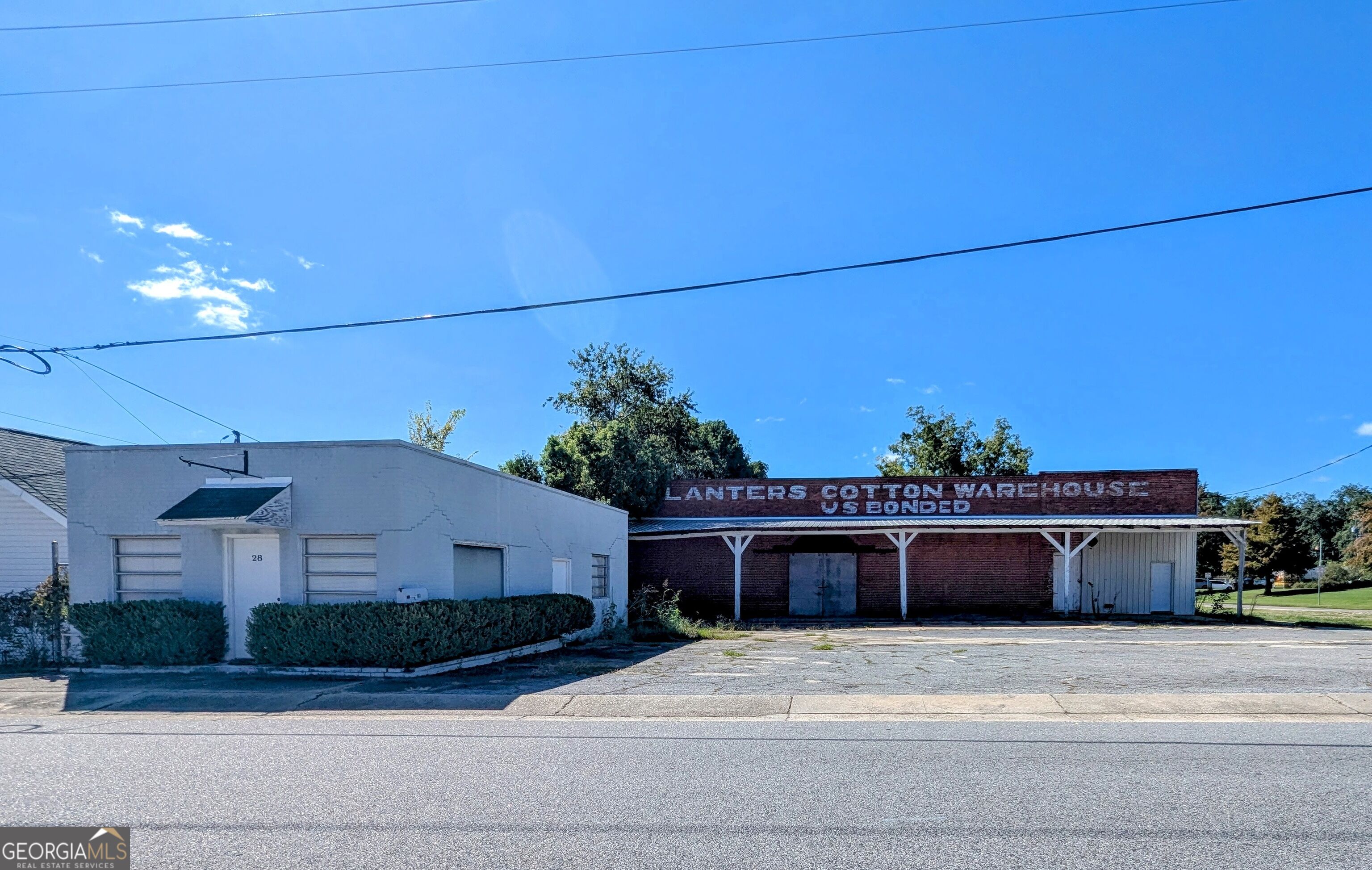 28 E Vine St — photo