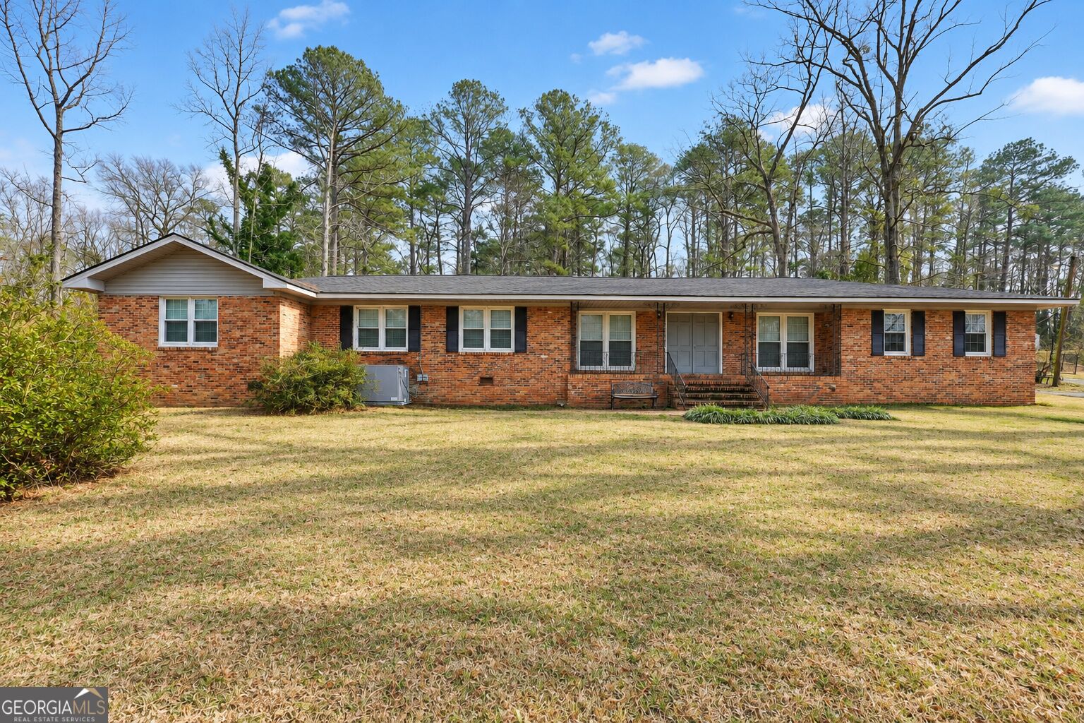 2058 Graham Rd — photo