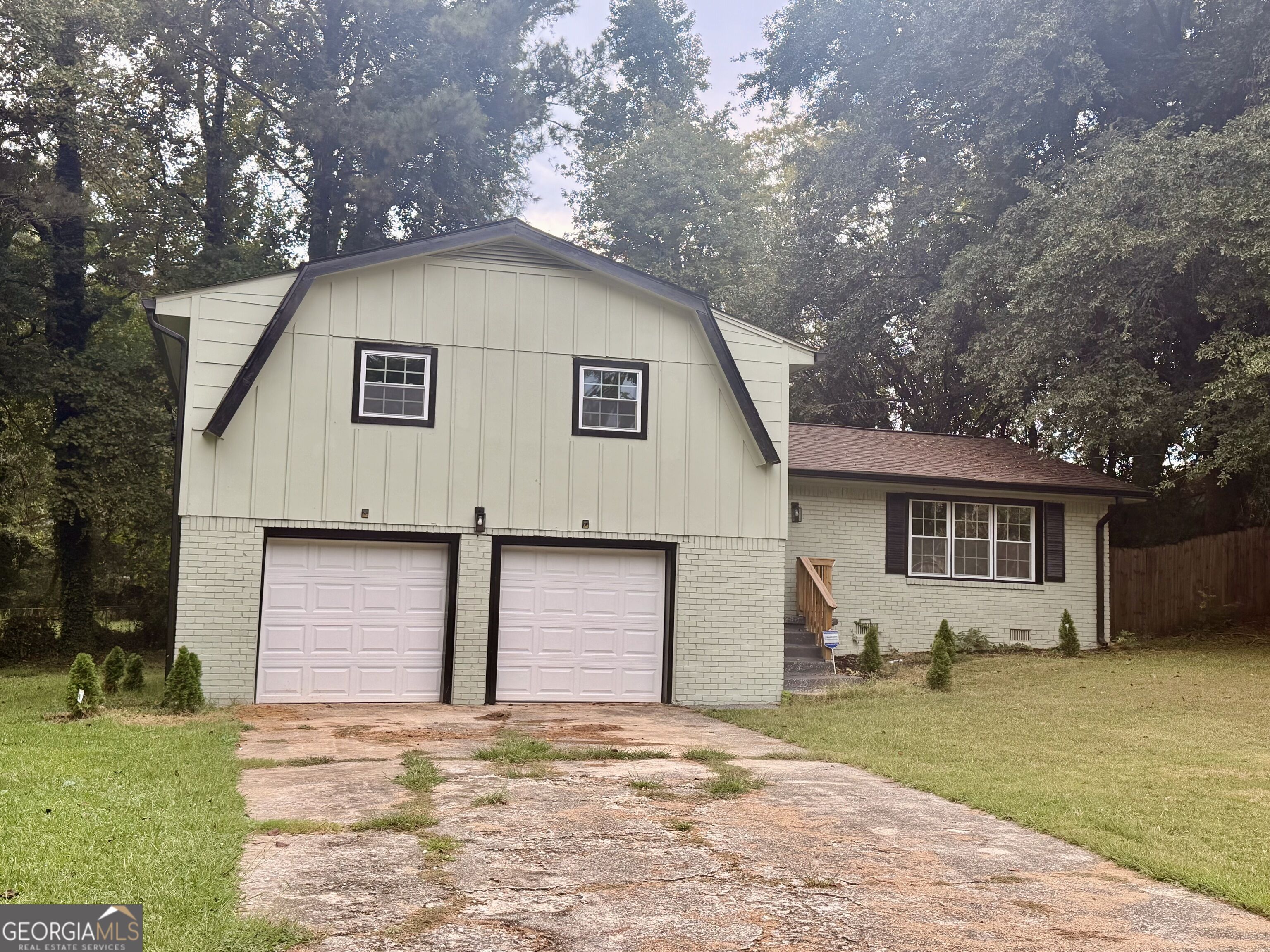 7367 Rountree Dr — photo