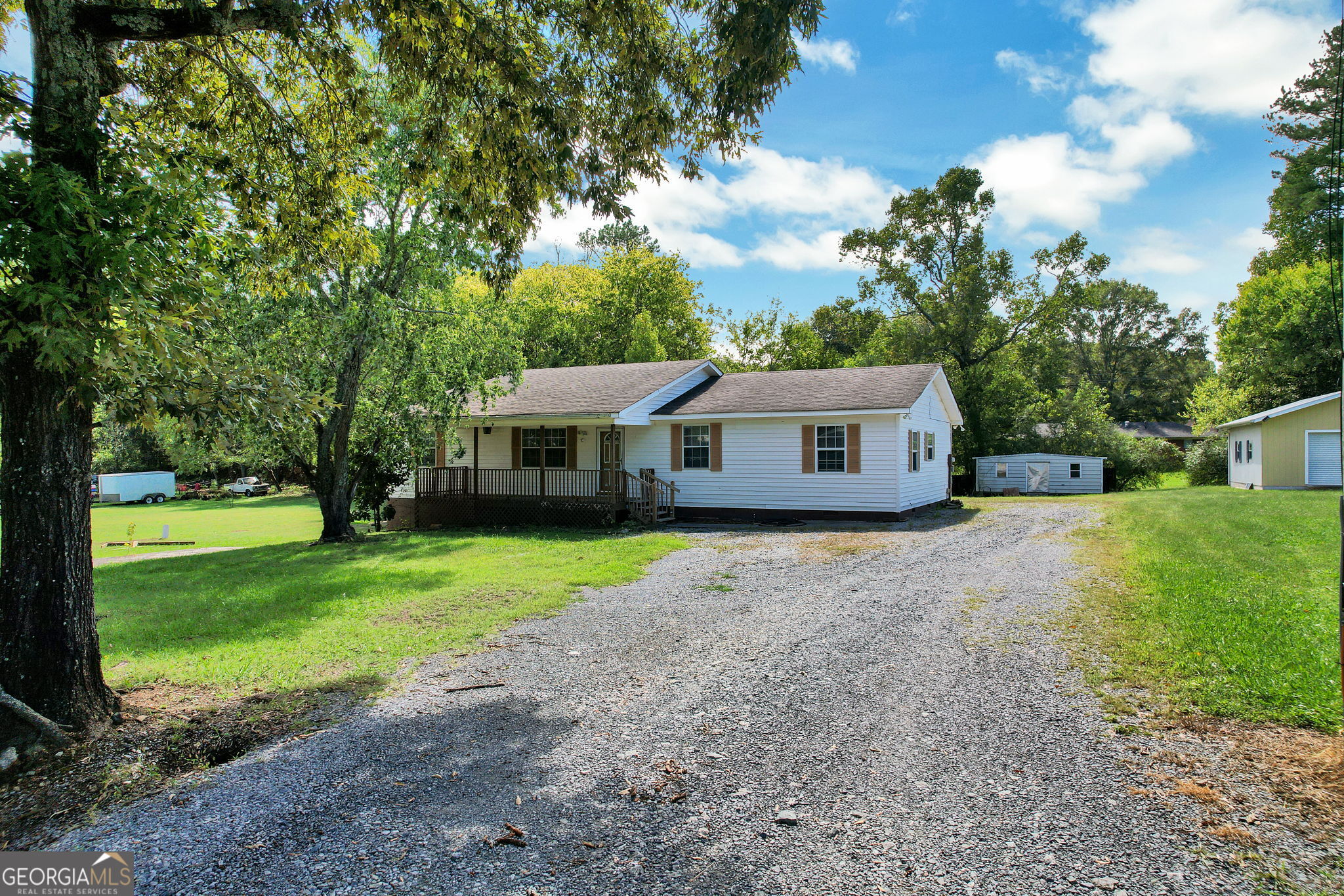 820 Murray Dr — photo