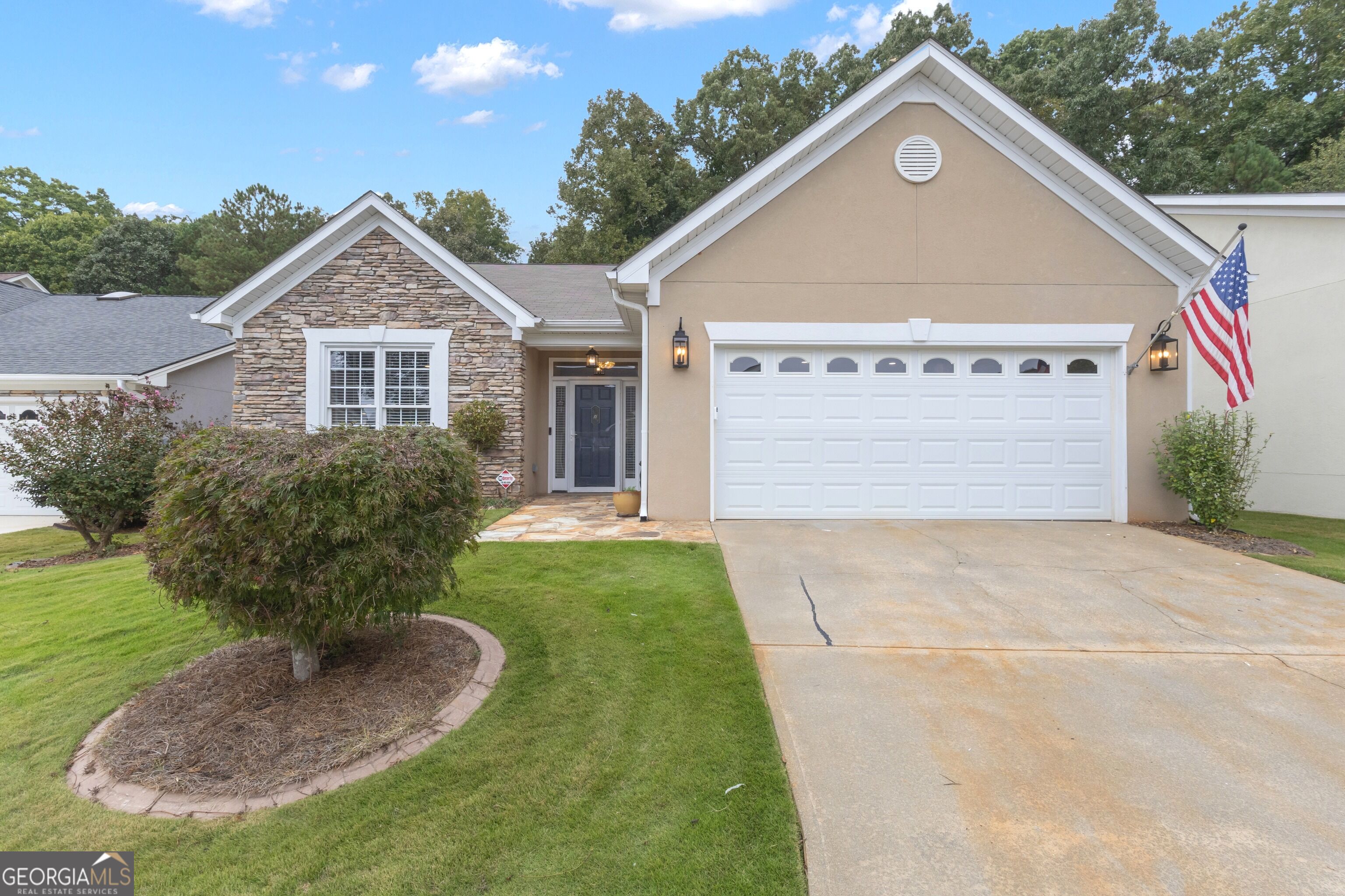 118 Maple Grove Ter — photo