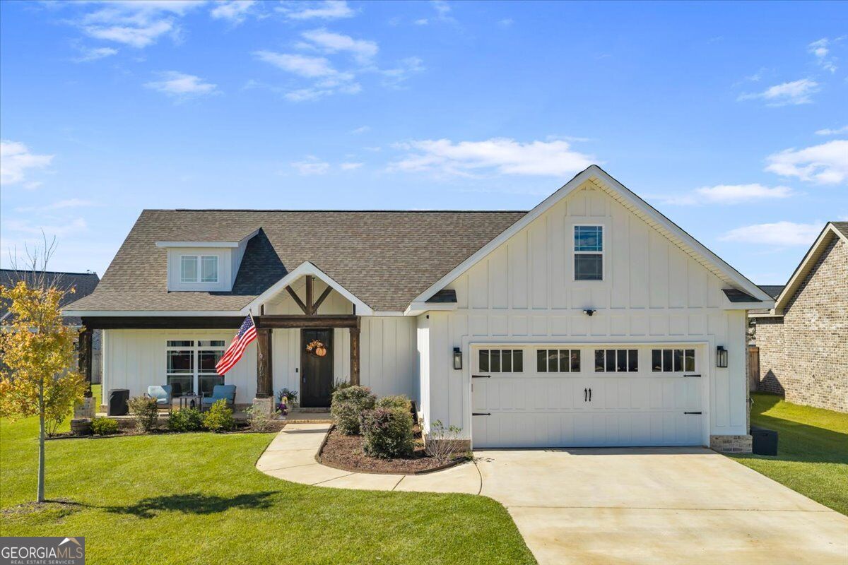 105 Rolling Meadow Way — photo