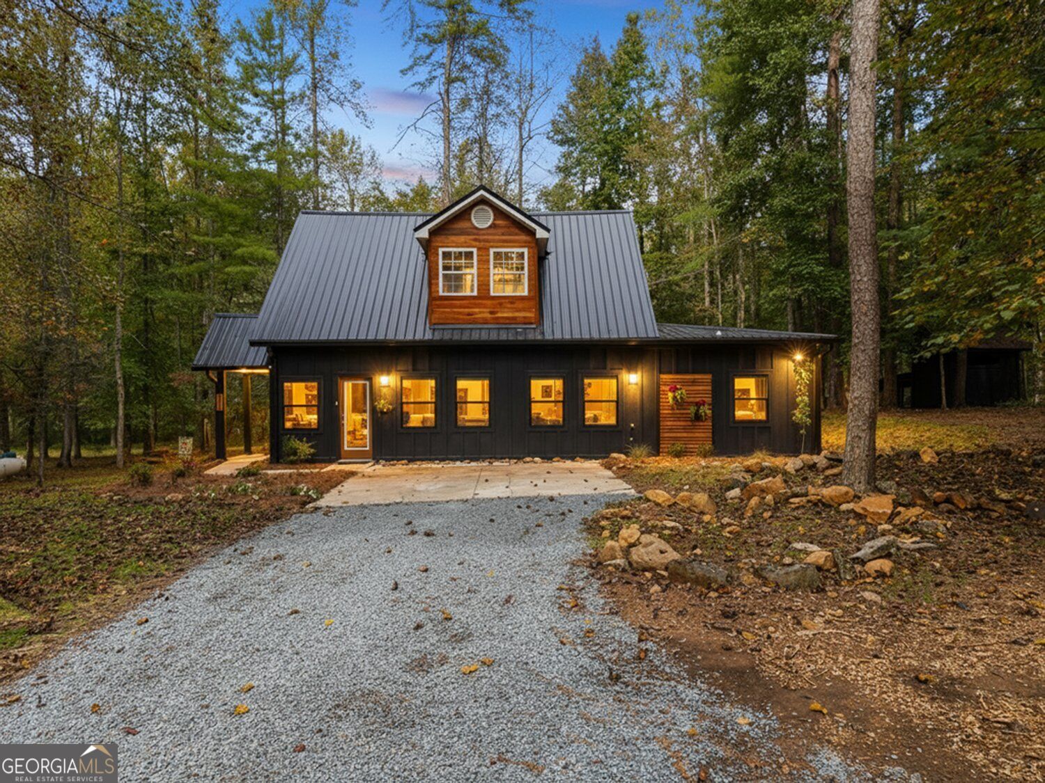 331 Rocky Hollow Rd — photo