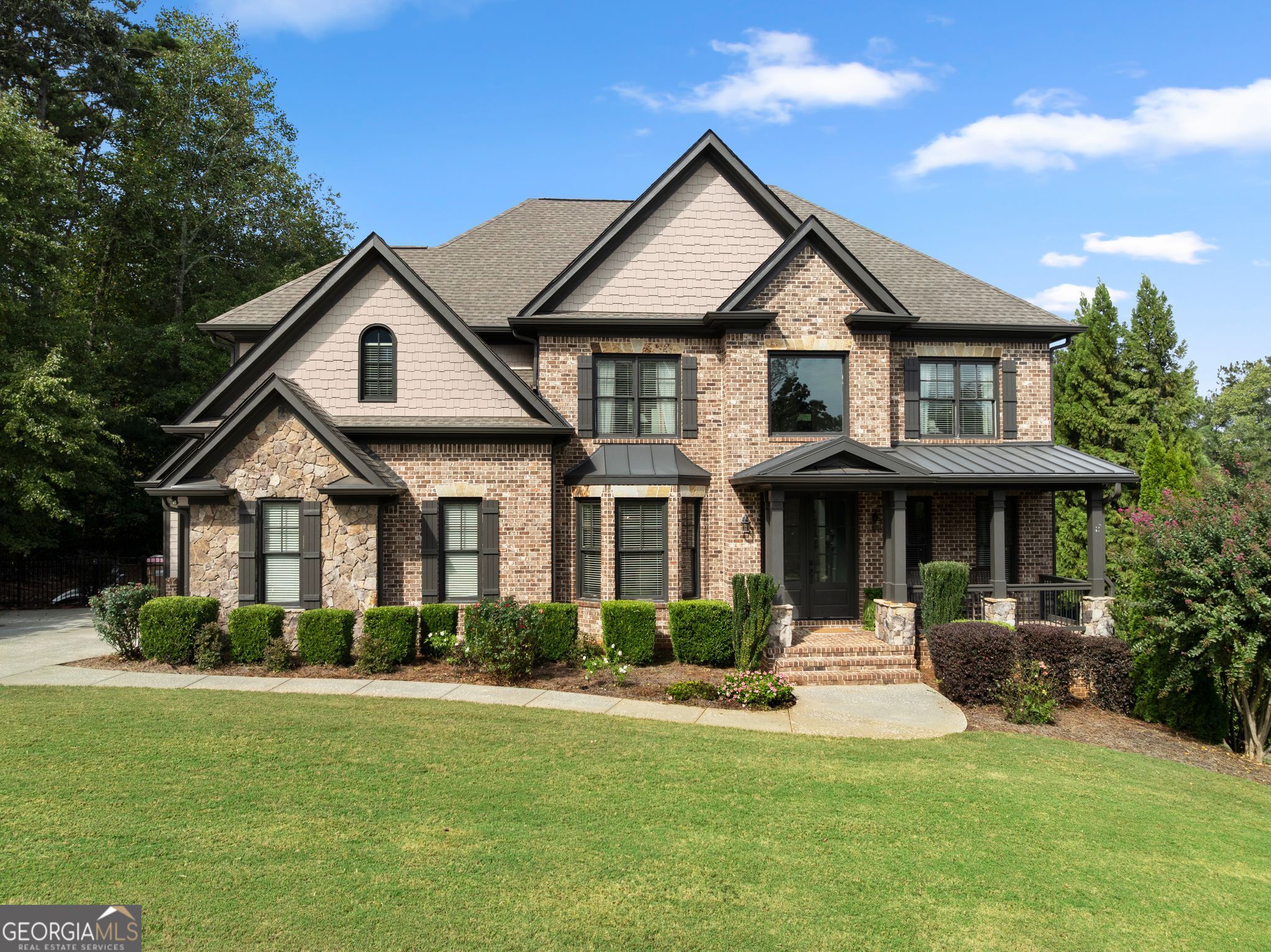 4405 Park Royal Dr — photo