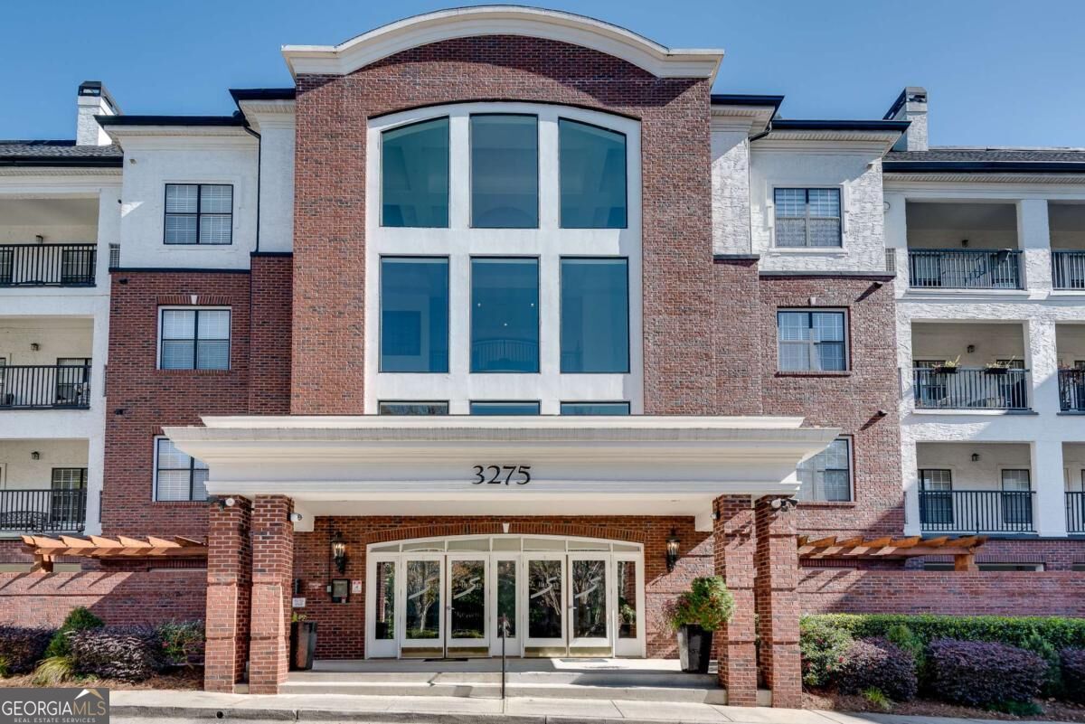 3275 Lenox Rd NE 108 — photo