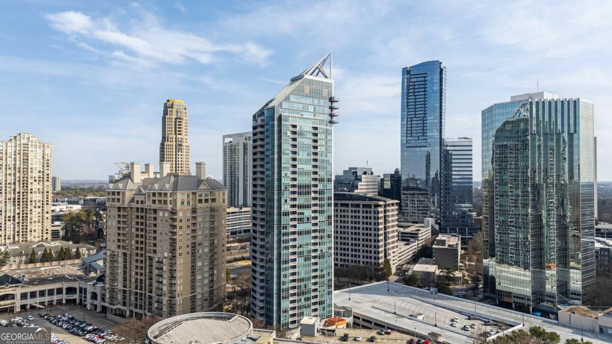3338 Peachtree Rd NE Unit 705 — photo