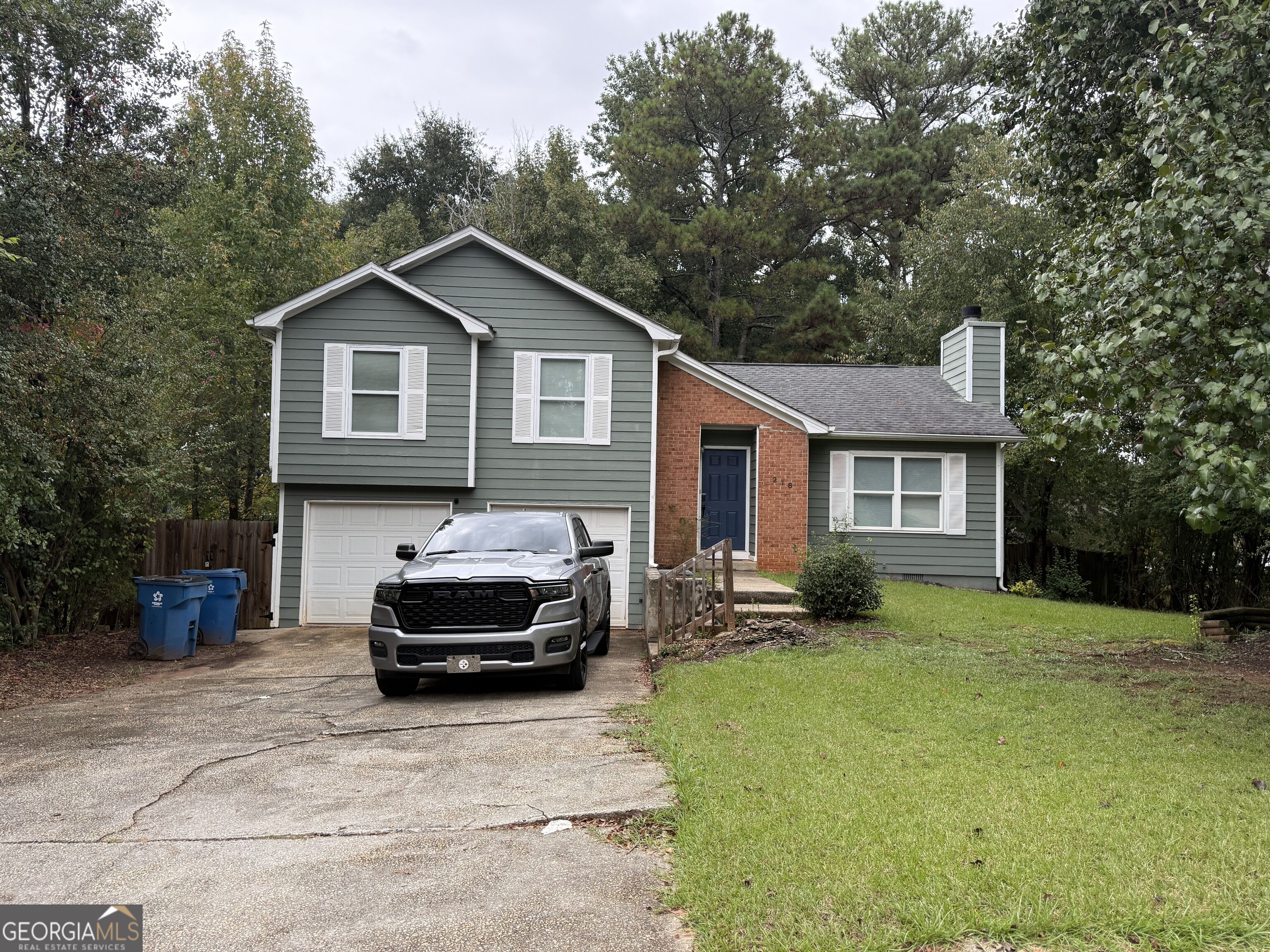 216 River Birch Dr — photo