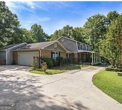 5230 SW West Shore Dr — photo