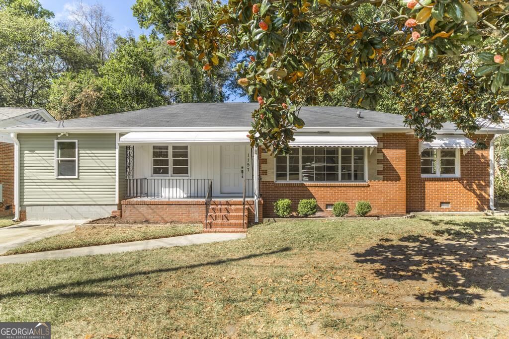 1157 Lamont St — photo