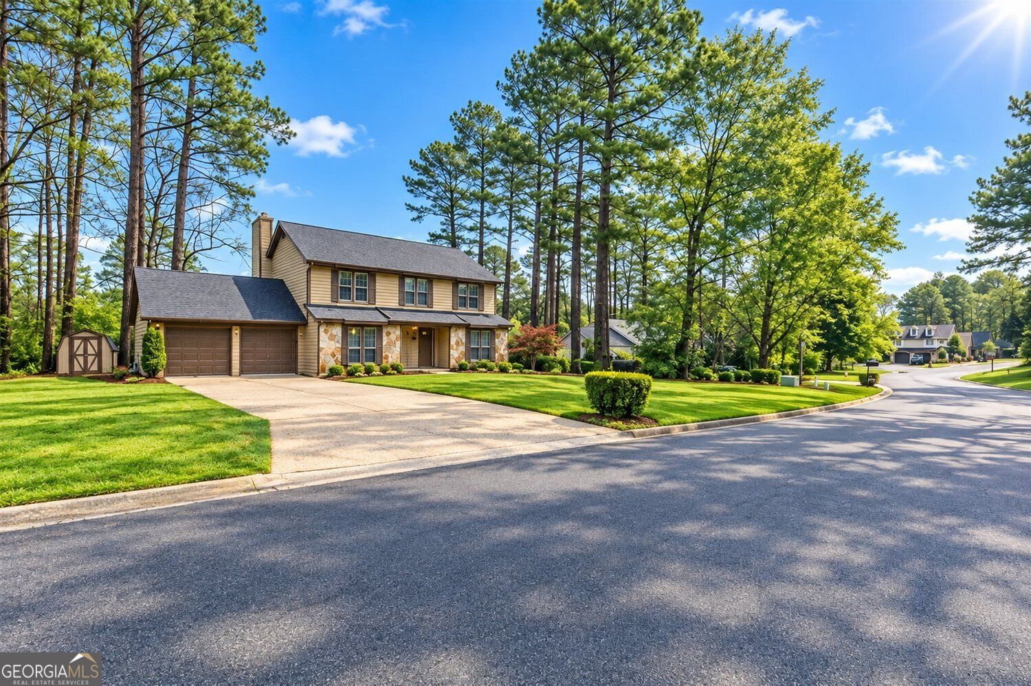 521 Roys Ct — photo