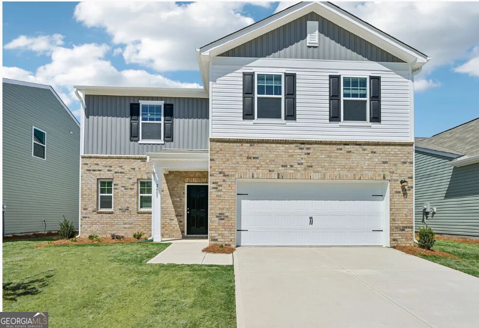 466 Silverton Dr — photo