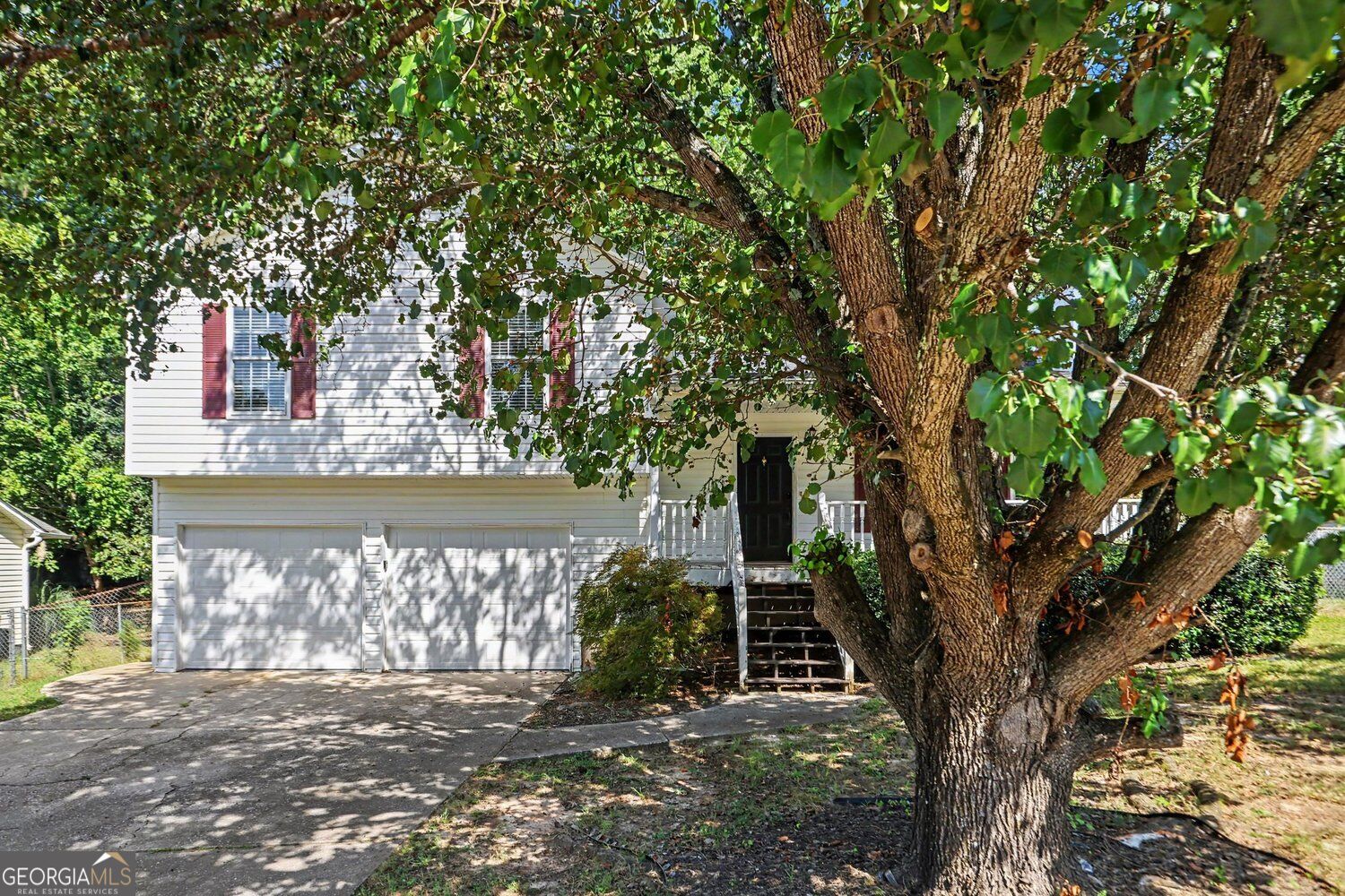 303 Ivy Terrace Dr — photo