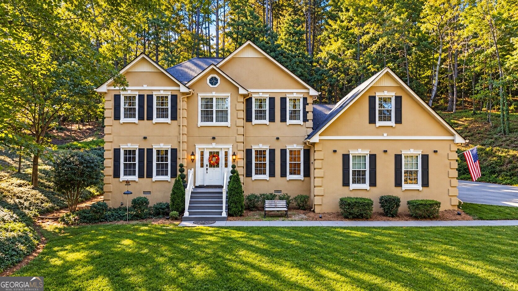 17 N Pheasant Run SE — photo