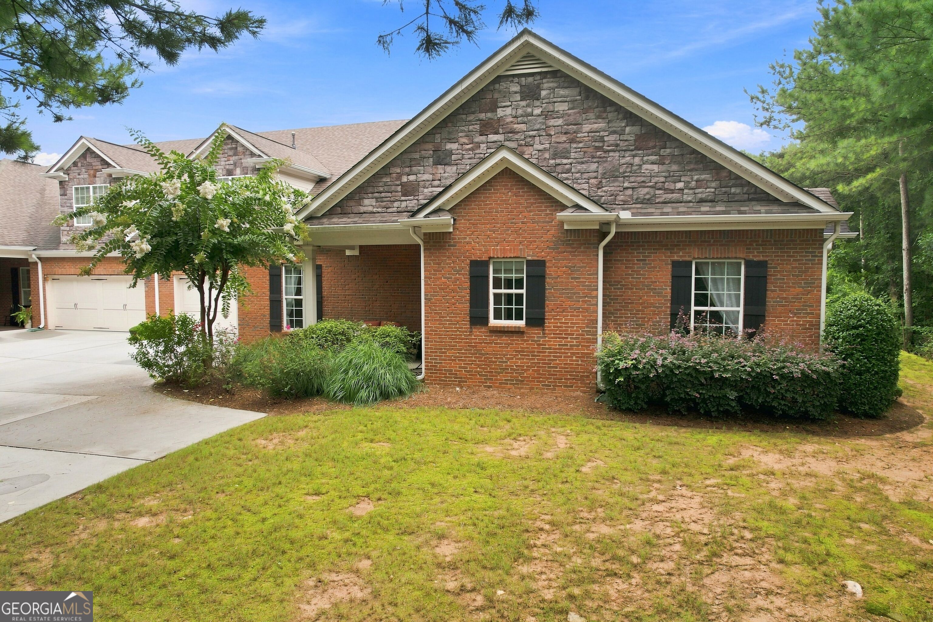 703 Haven Cir — photo