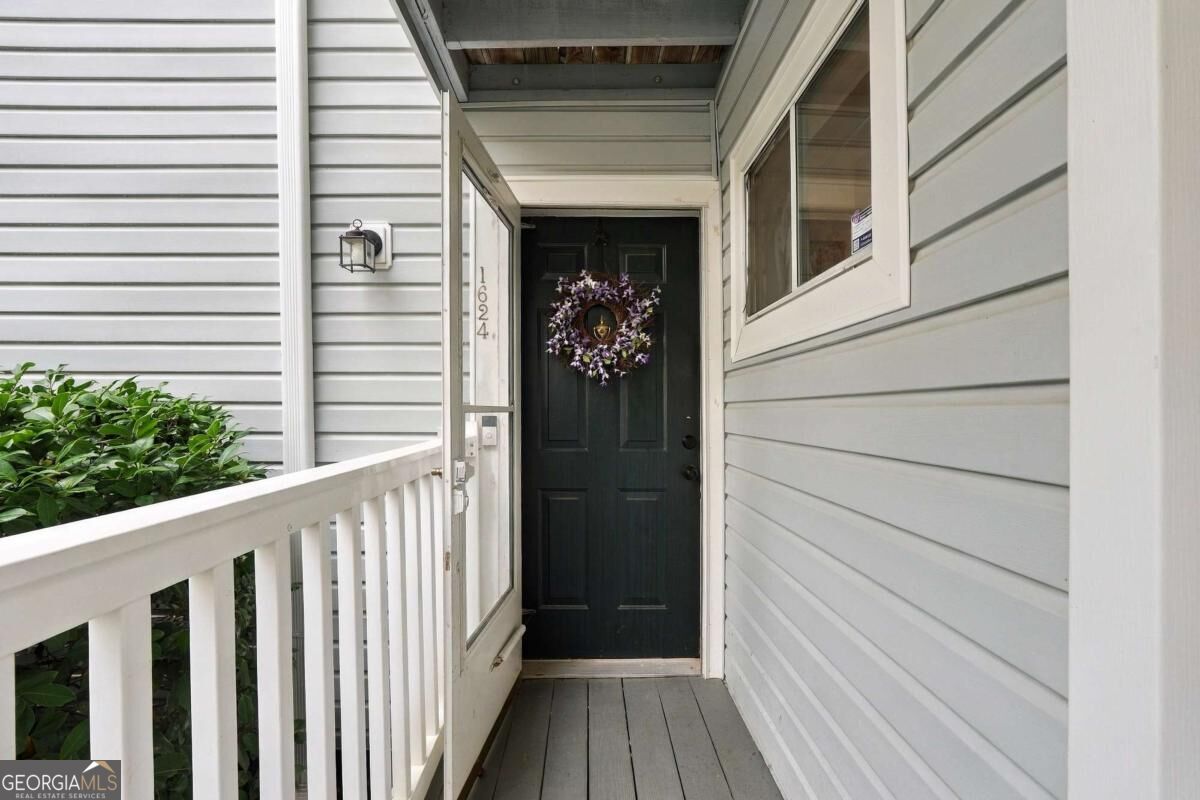1624 Raleigh Cir SE Unit 1624 — photo