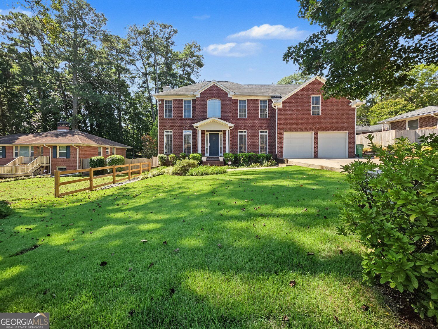 1886 Briarlake Cir — photo