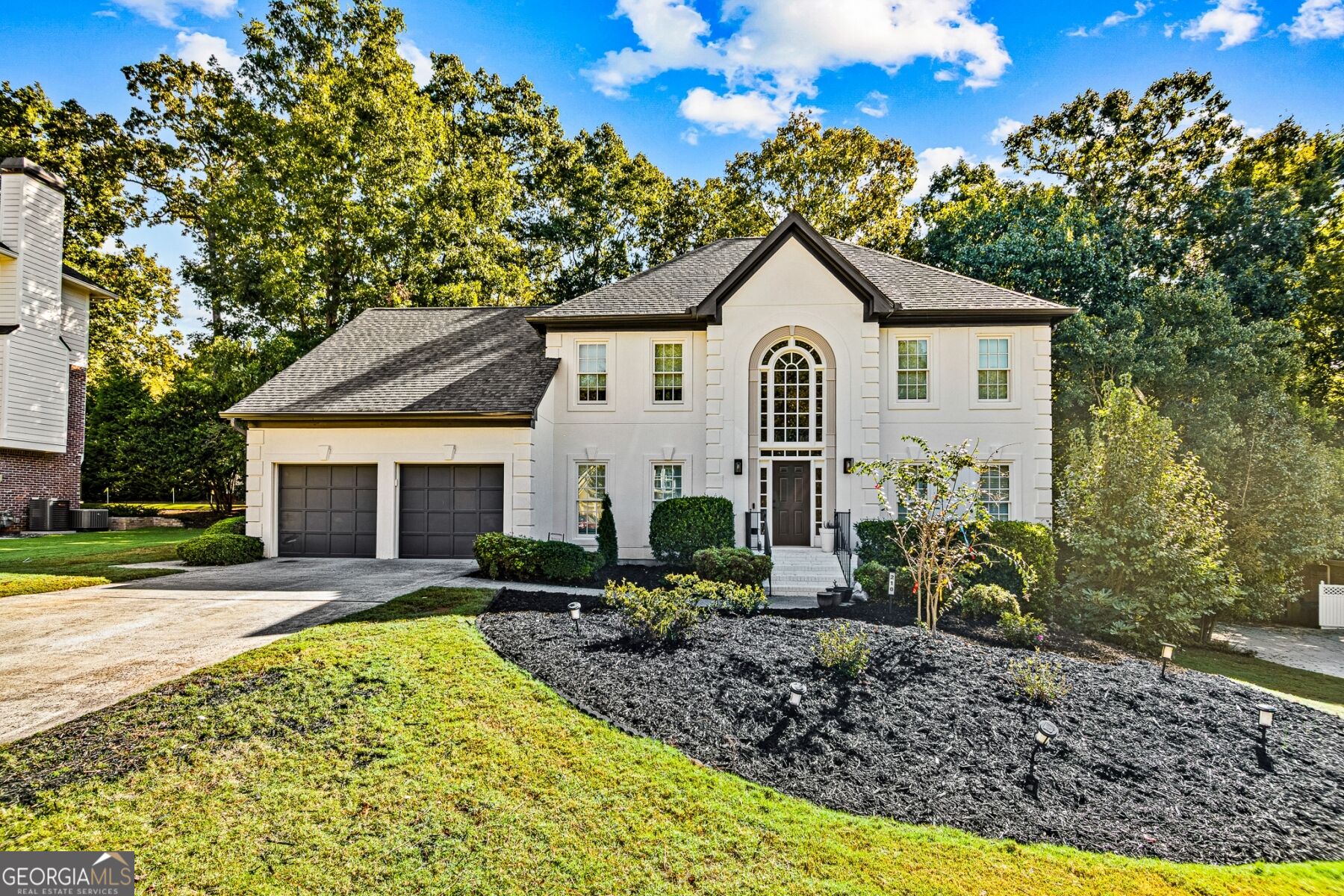 210 Sandridge Ct — photo
