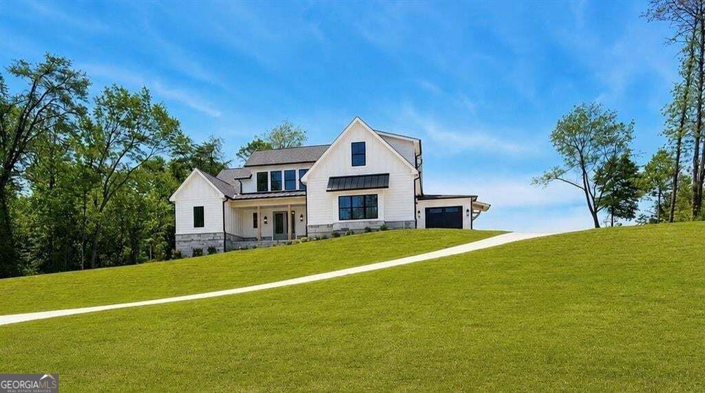 141 Palisade Dr — photo