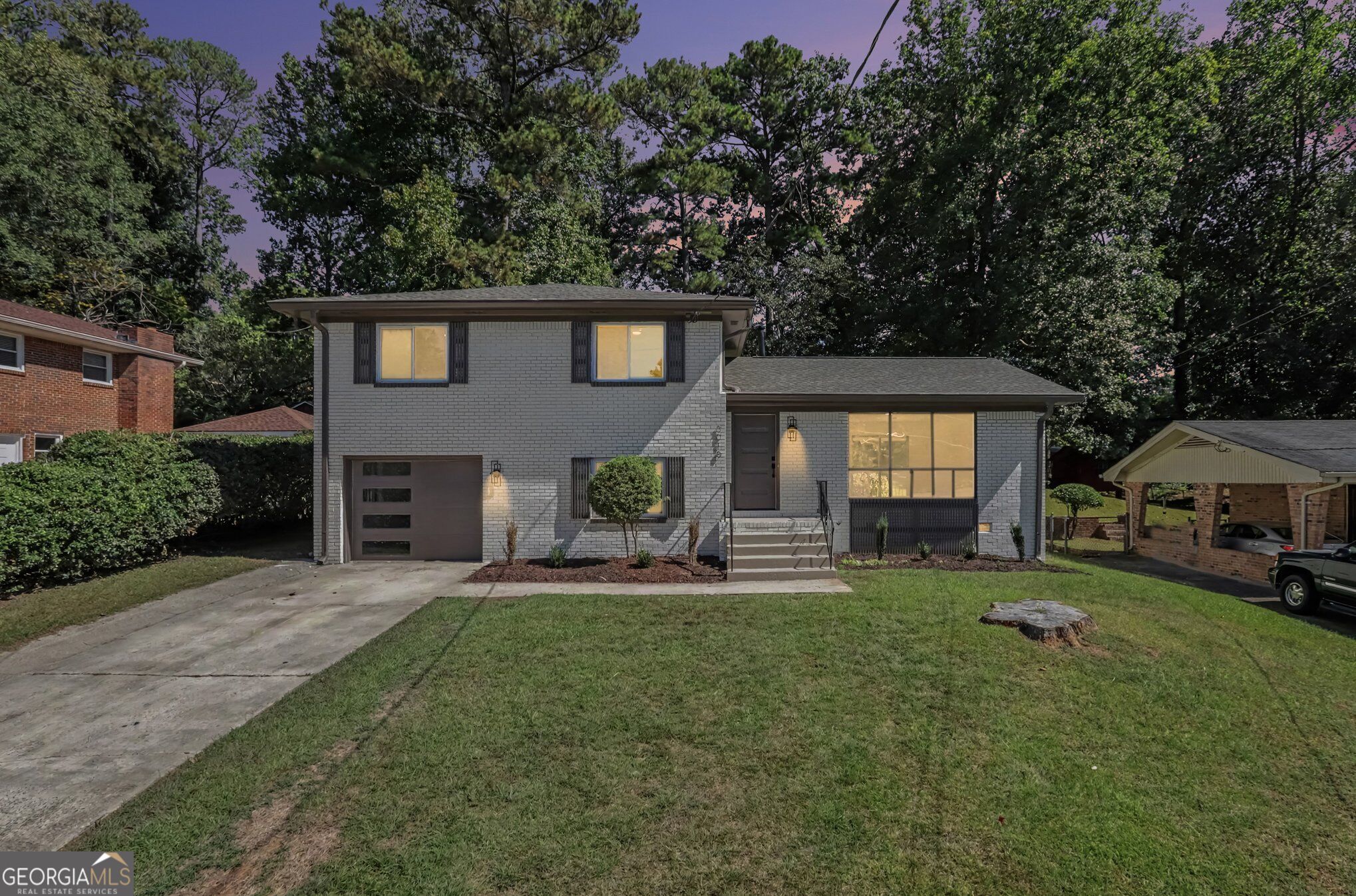3018 Thrasher Circle — photo