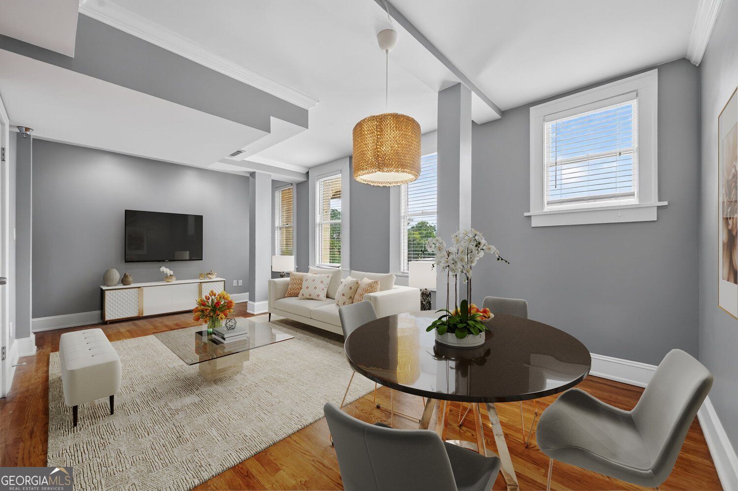 2855 Peachtree Rd NE Unit 317 — photo
