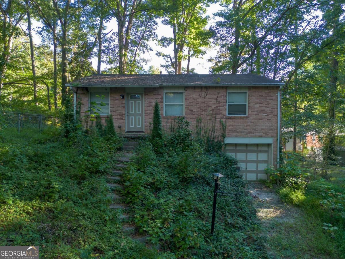 3498 Fairlane Ct NW — photo