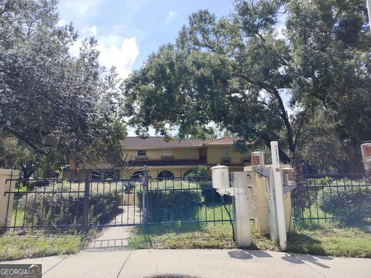 1101 Mendonsa Rd — photo